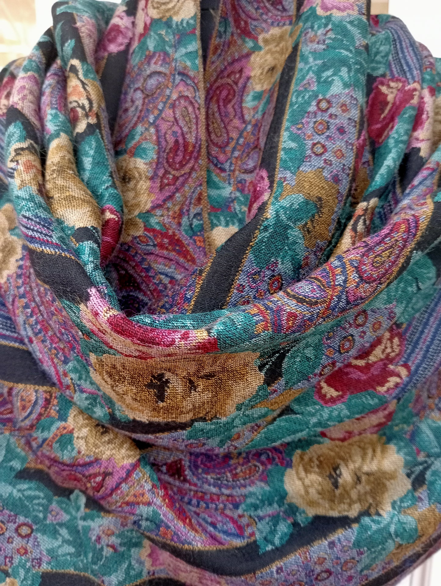 Floral woven jamawar stole