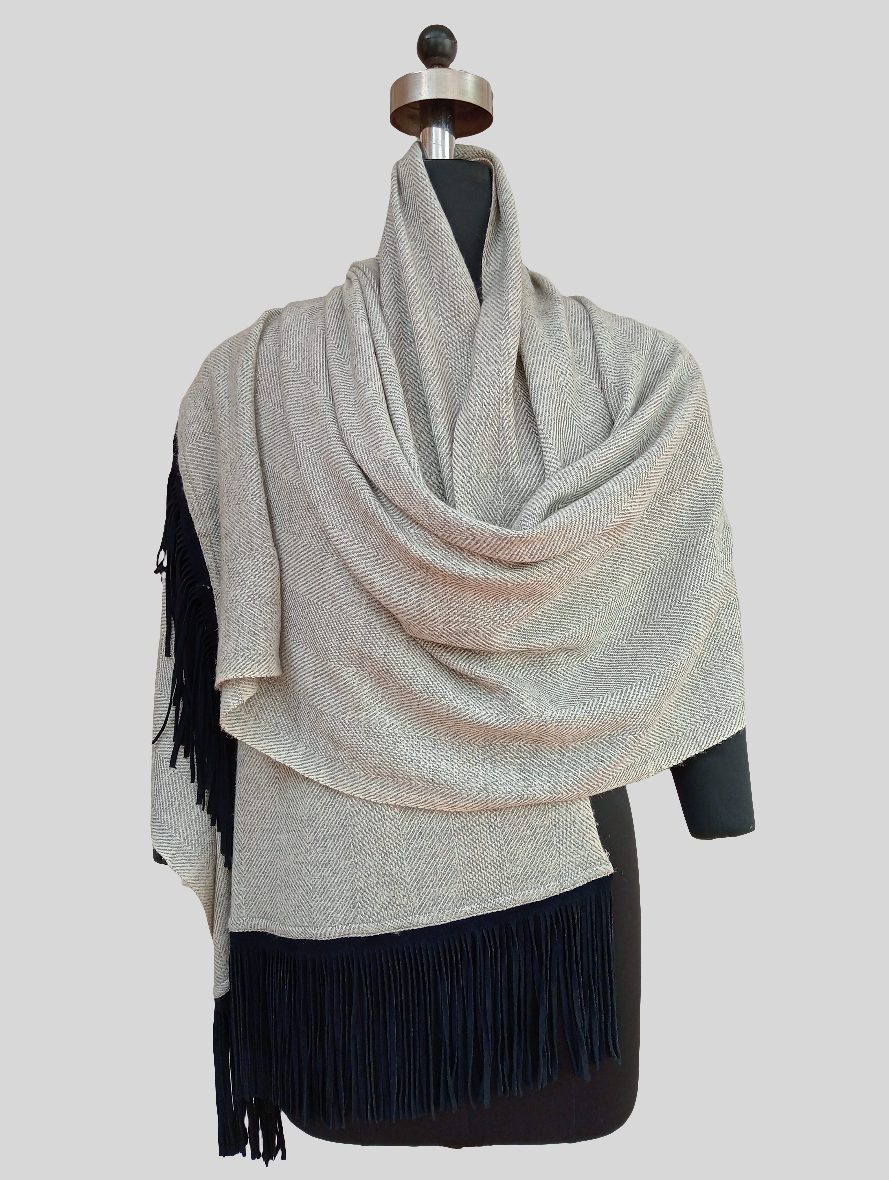 Herring bone design with tassels stole