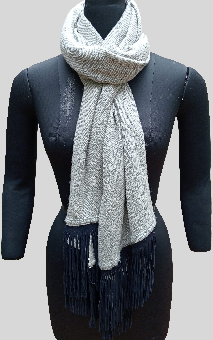 Herring bone design with tassels stole