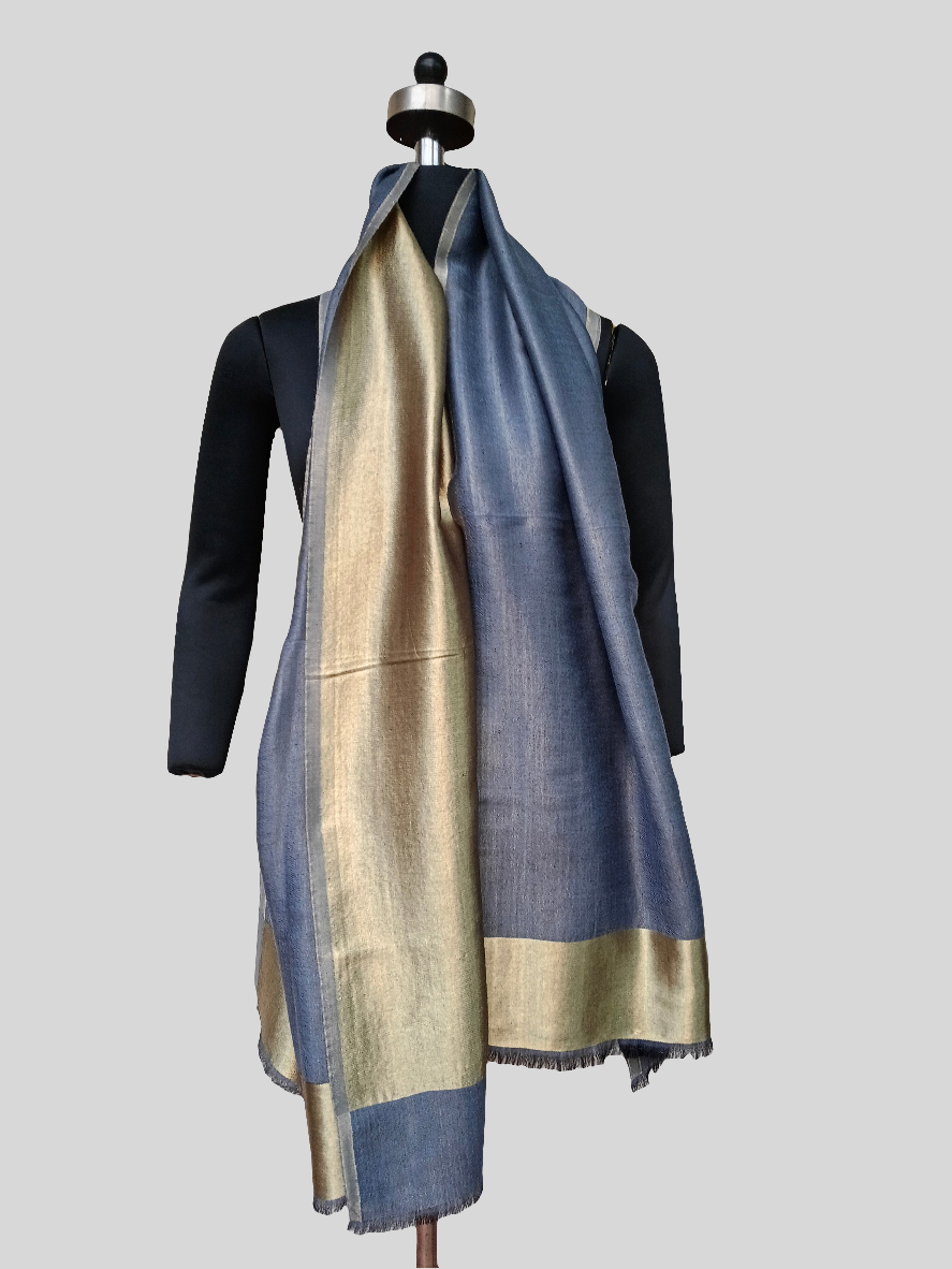 Ladies zari reversible stole