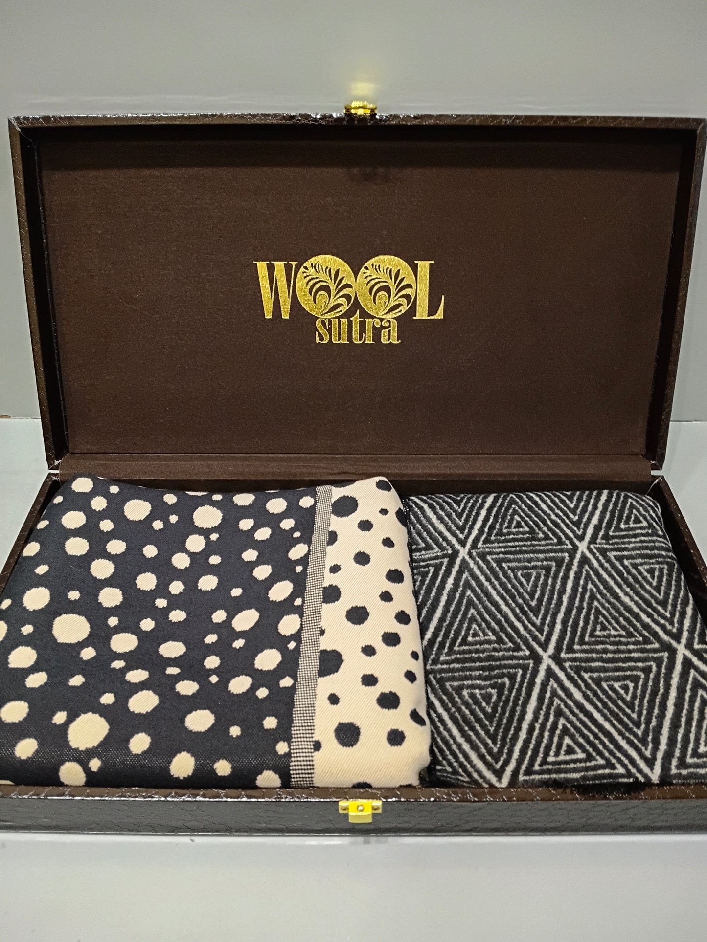 Men & women silk wool stoles Combo box