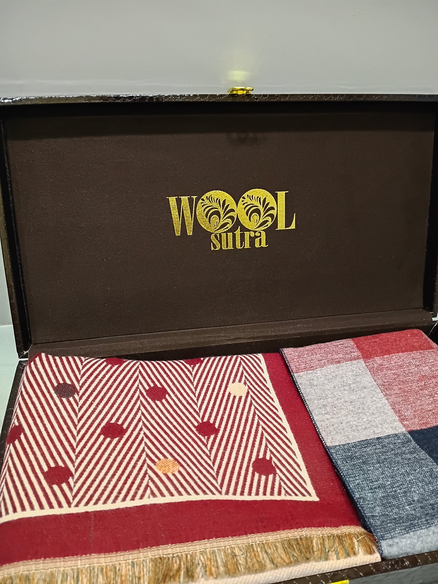 Men & women silk wool stoles Combo box