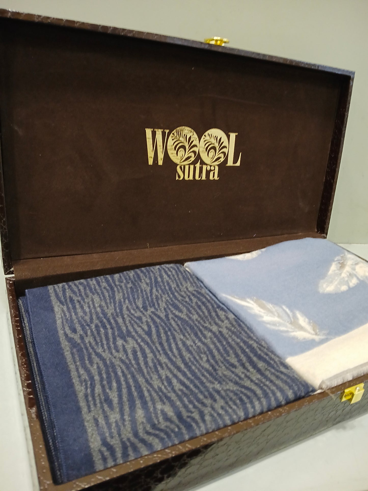 Men’s silk wool + ladies Silk wool stoles