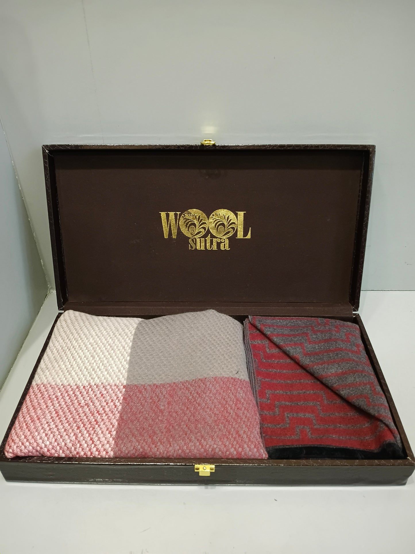 Men & women silk wool stoles Combo box