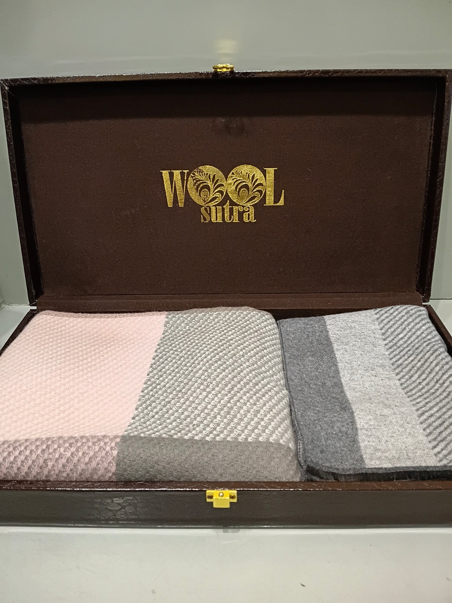 Men & women silk wool stoles Combo box