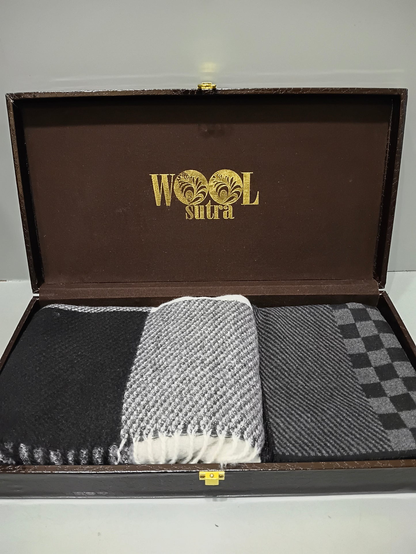Men & women silk wool stoles Combo box