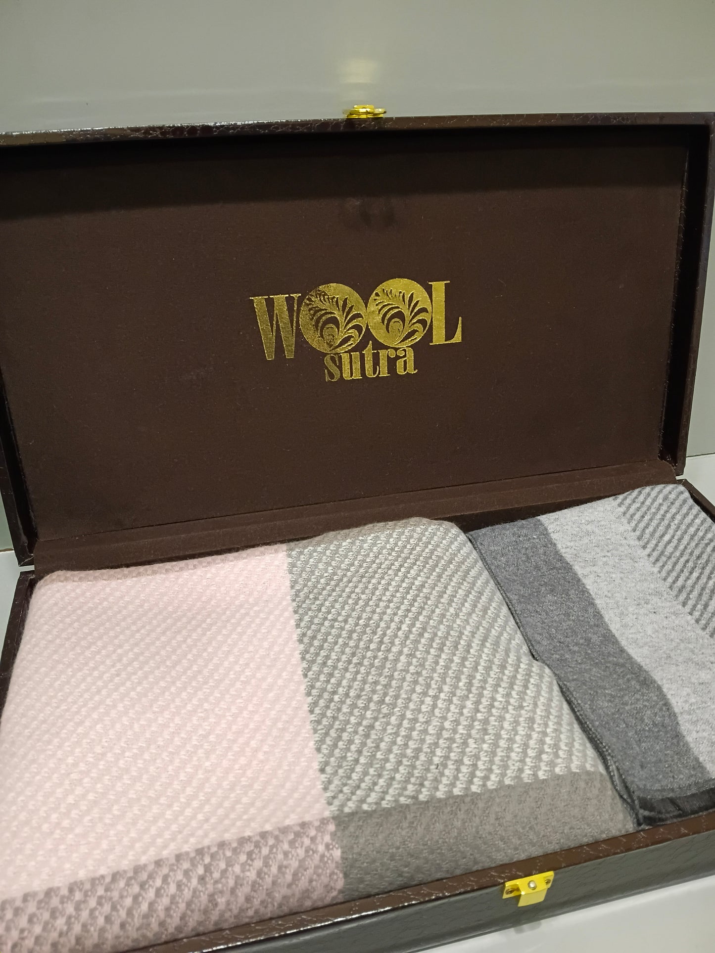 Men & women silk wool stoles Combo box