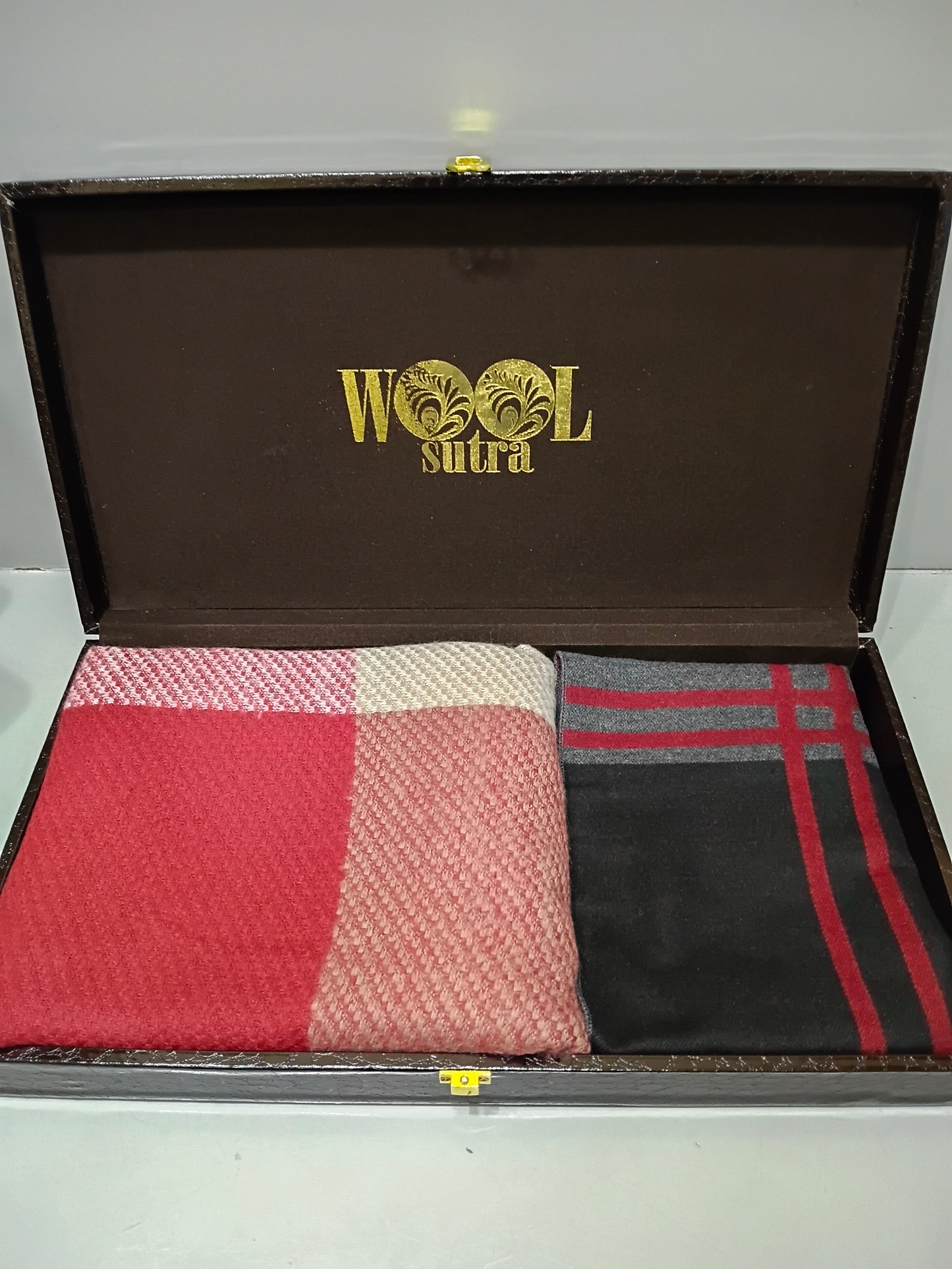 Men & women silk wool stoles Combo box