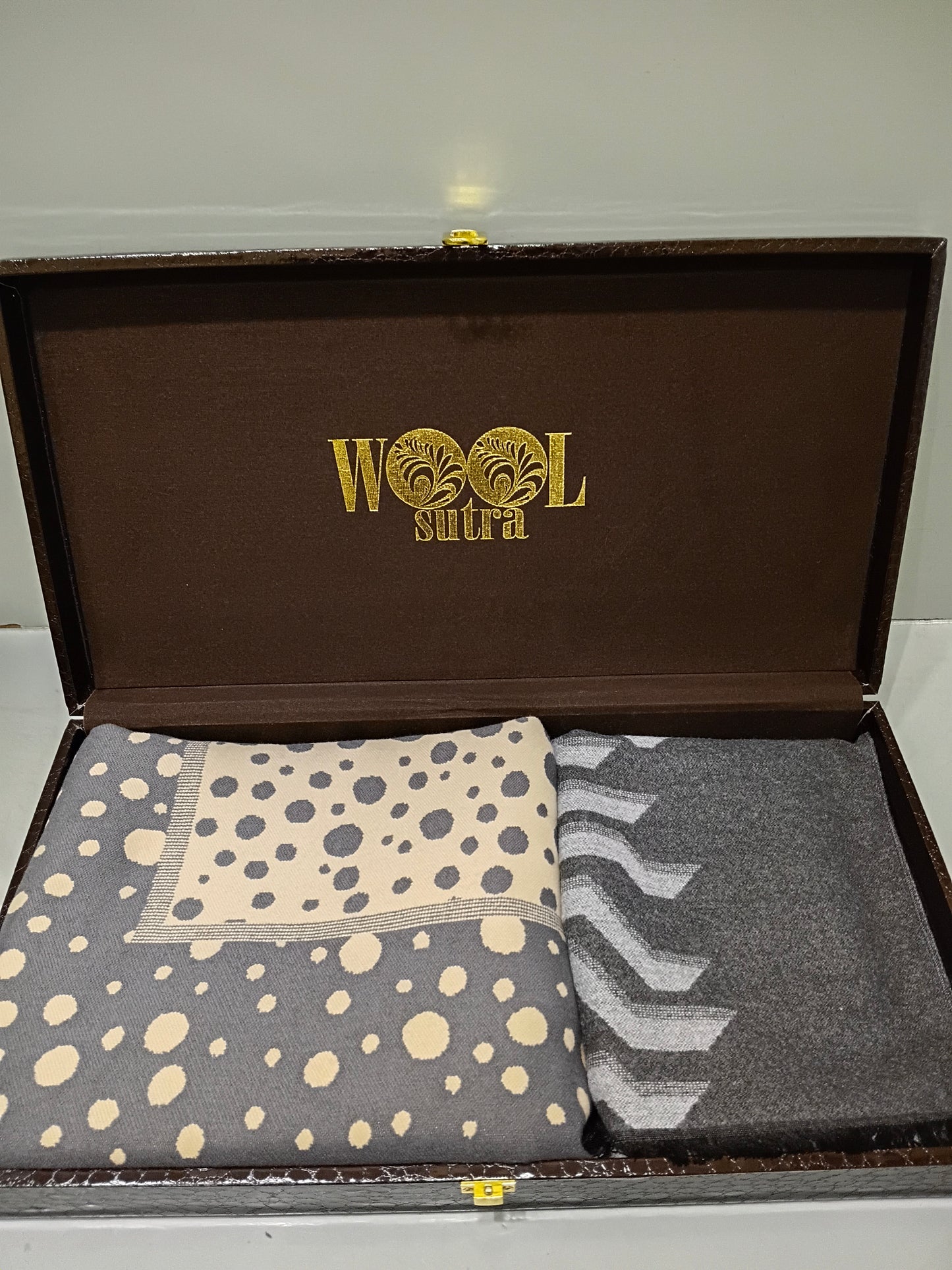 Men & women silk wool stoles Combo box