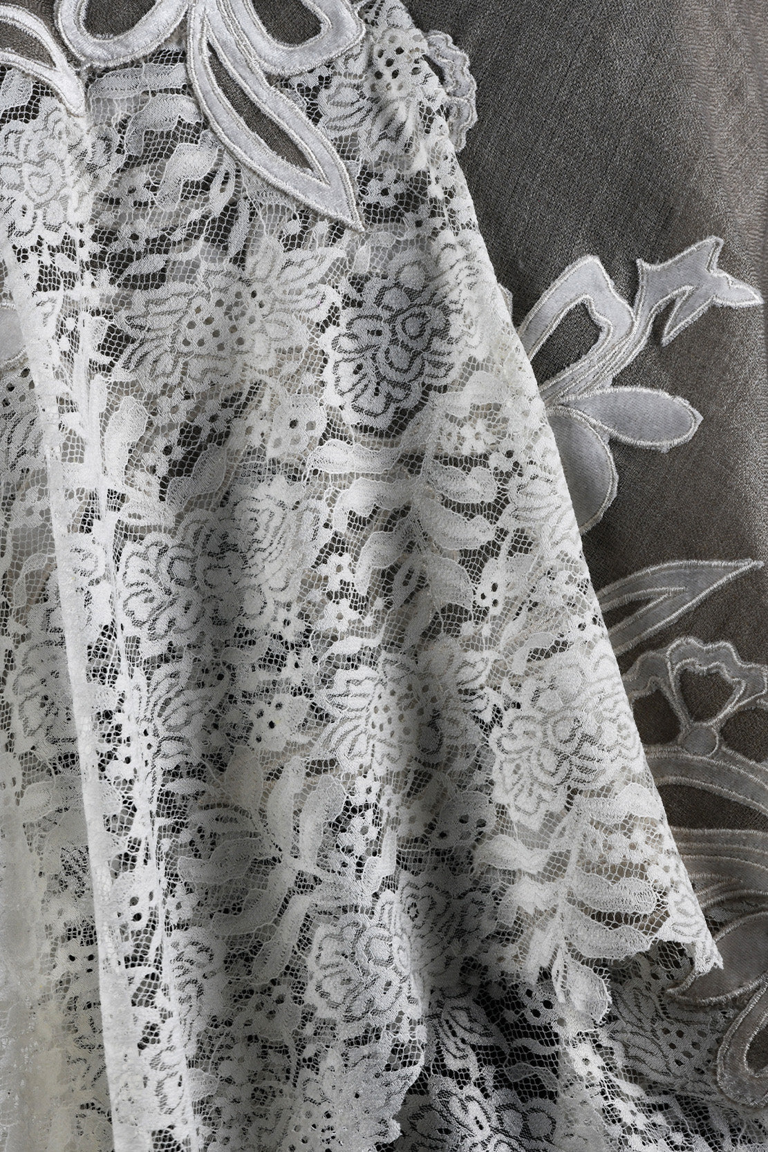 Lace Stole With Velvet Appliqué Work - White