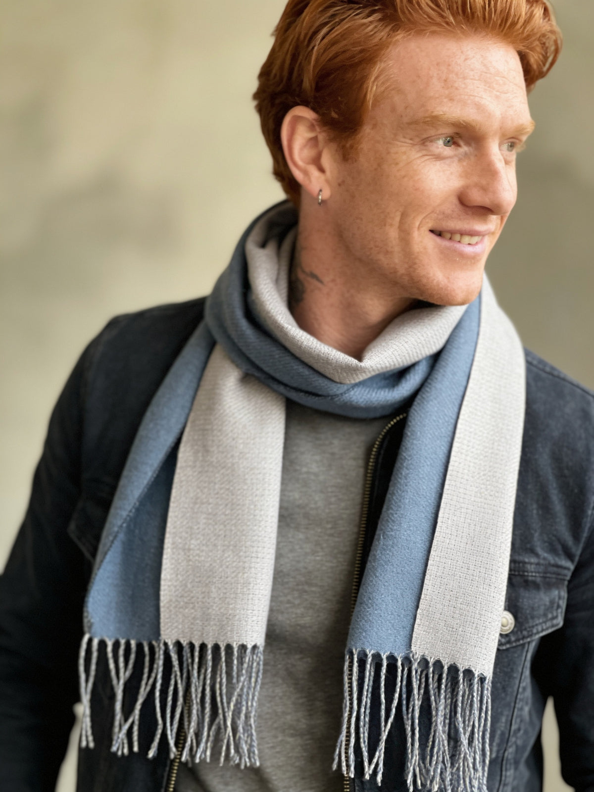 Blended Wool Reversible Unisex Stole