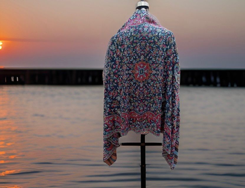 Kani design woven shawl