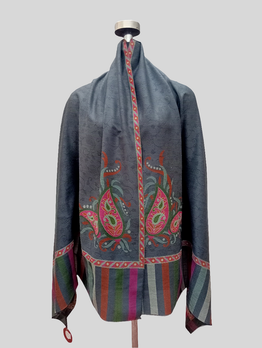 Self jacquard ambi design showl