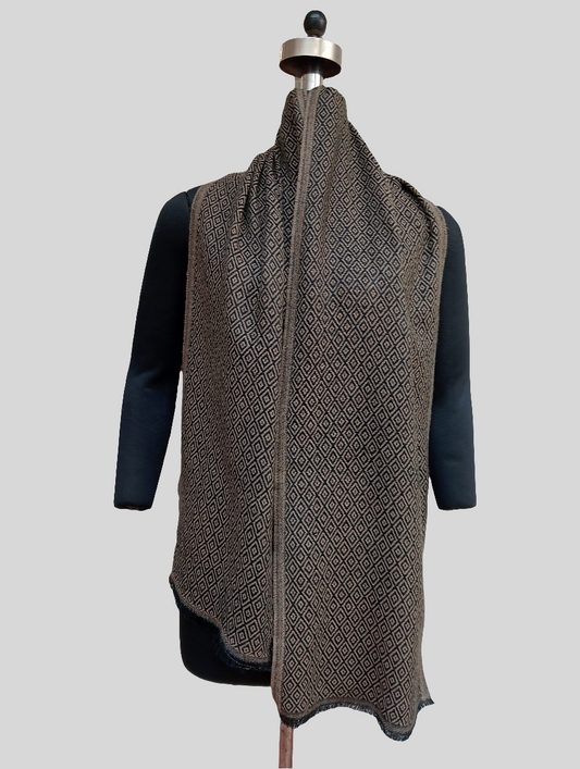 Fine wool stole