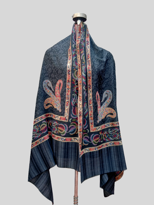 Self jacquard shawl with a chinar design jamawar border