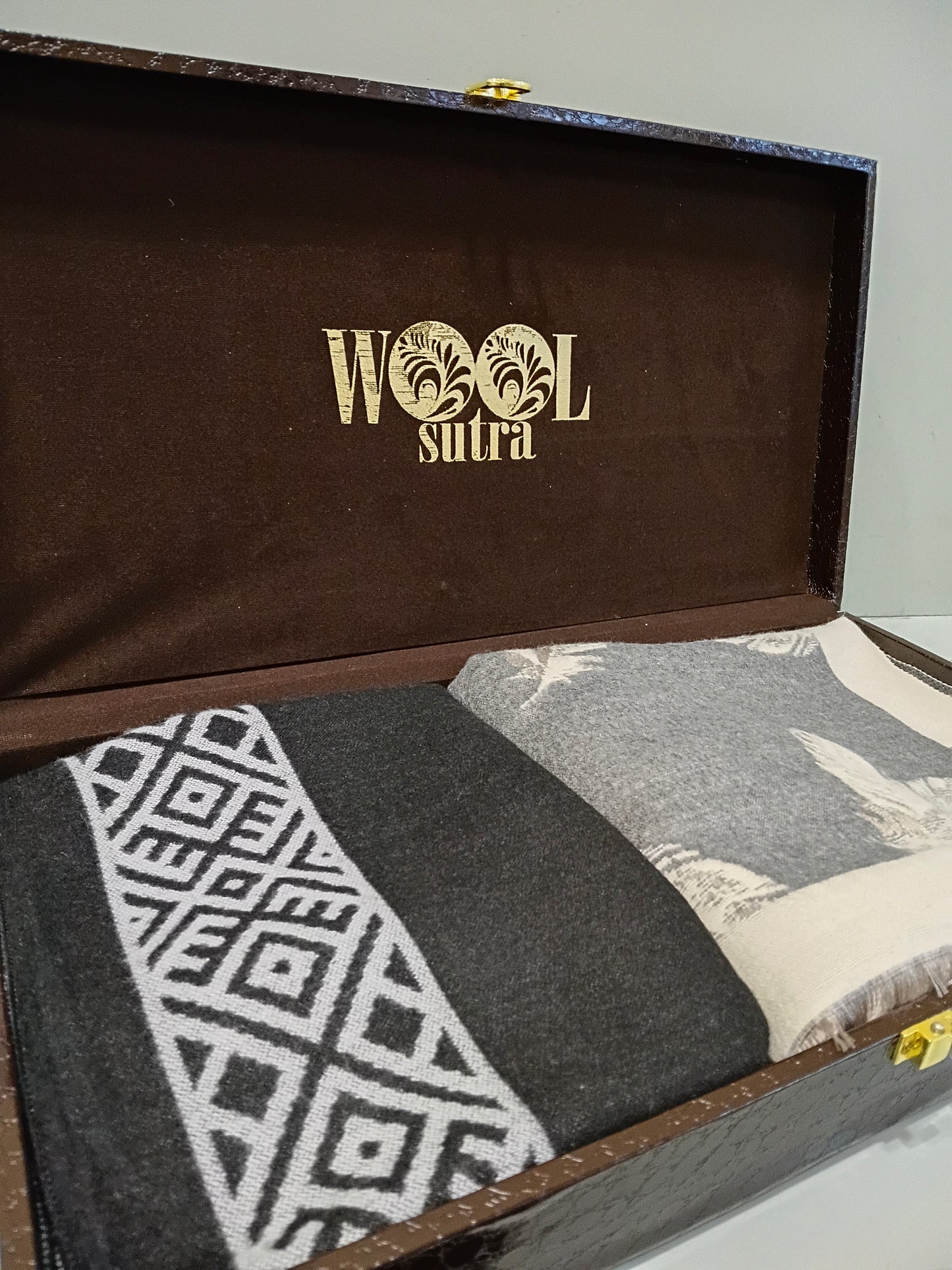 Men’s silk wool + ladies Silk wool stoles