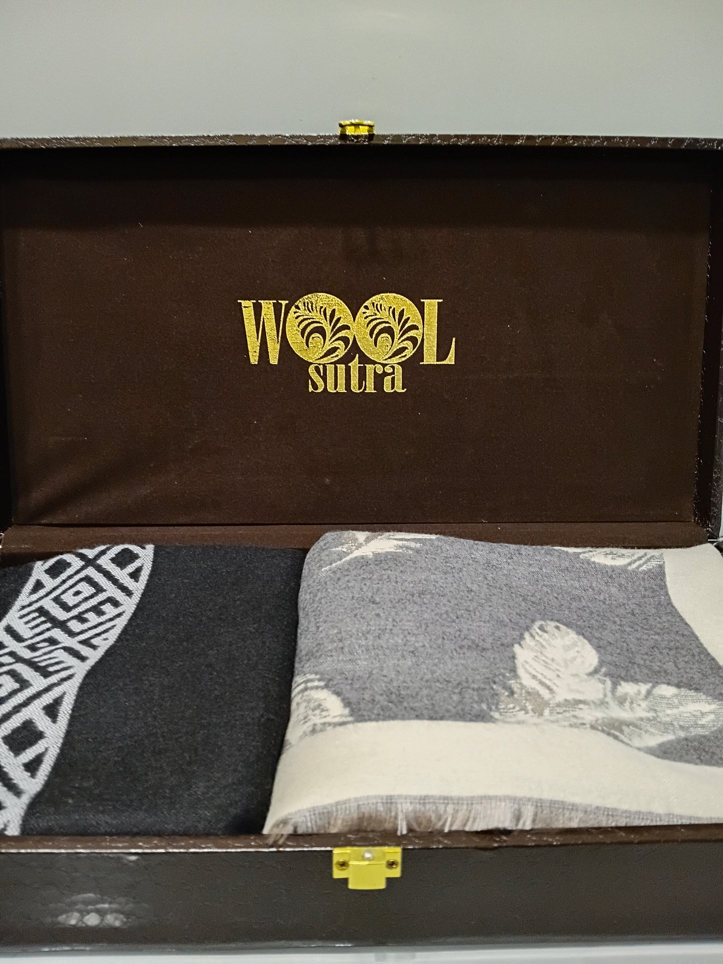 Men’s silk wool + ladies Silk wool stoles