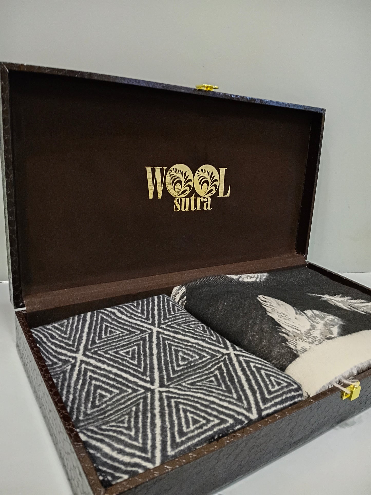 Man's Silk wool + ladies Silk Wool stoles combo box