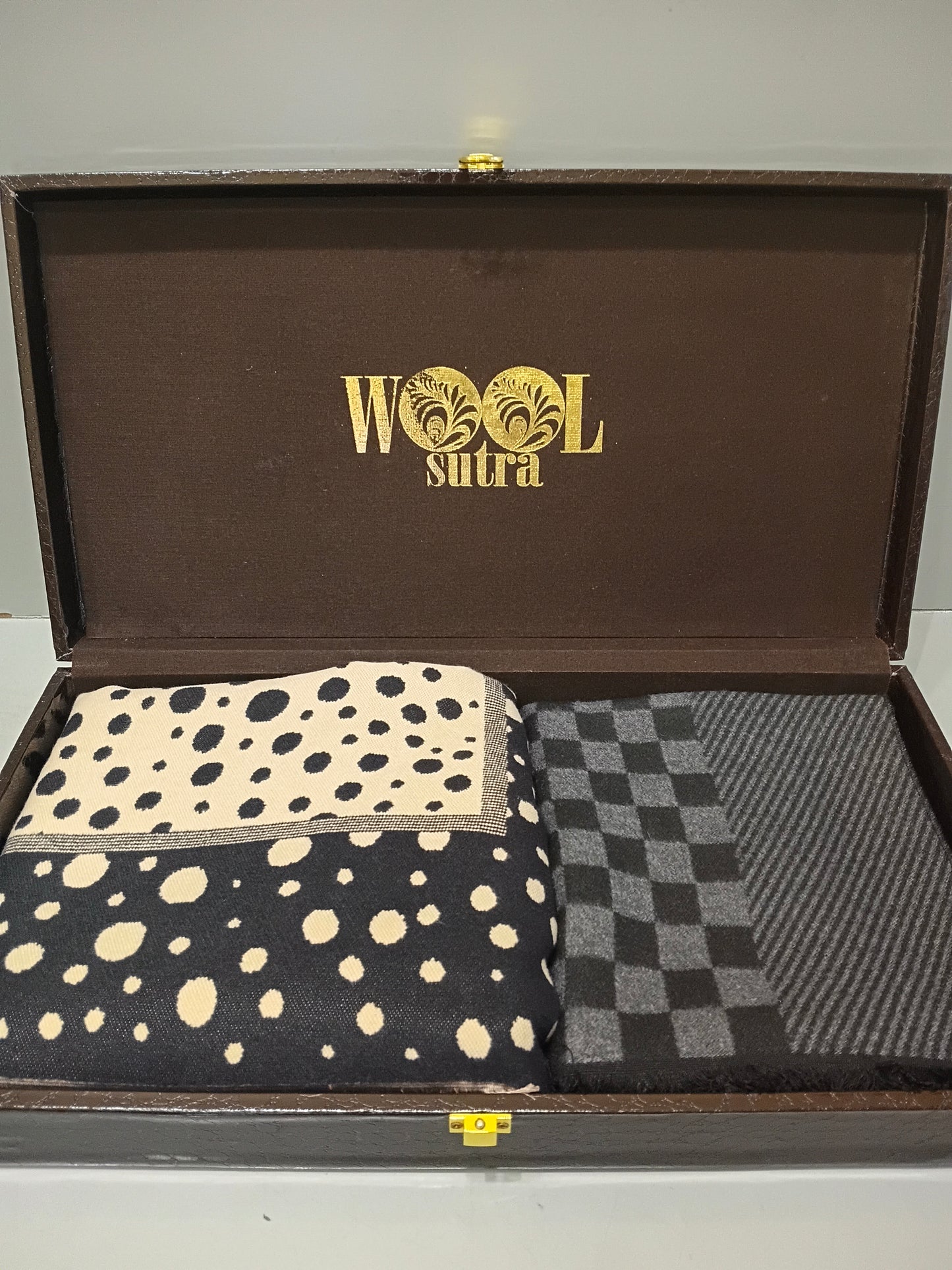 Men's Silk wool +ladies Silk wool stoles combo box