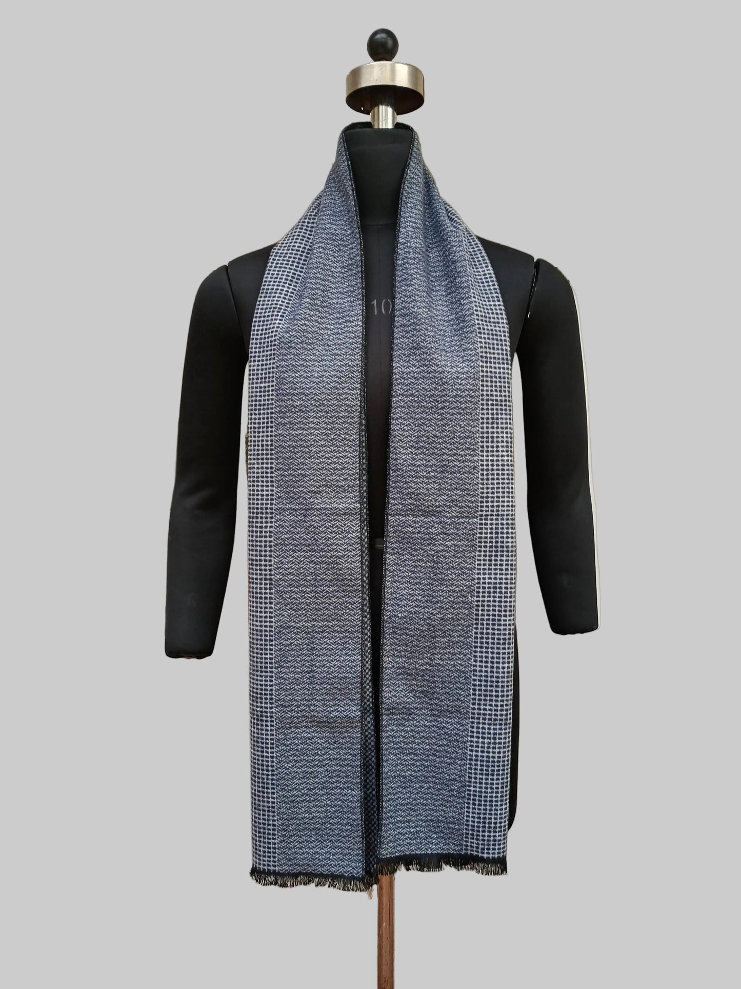 Men’s silk wool stole