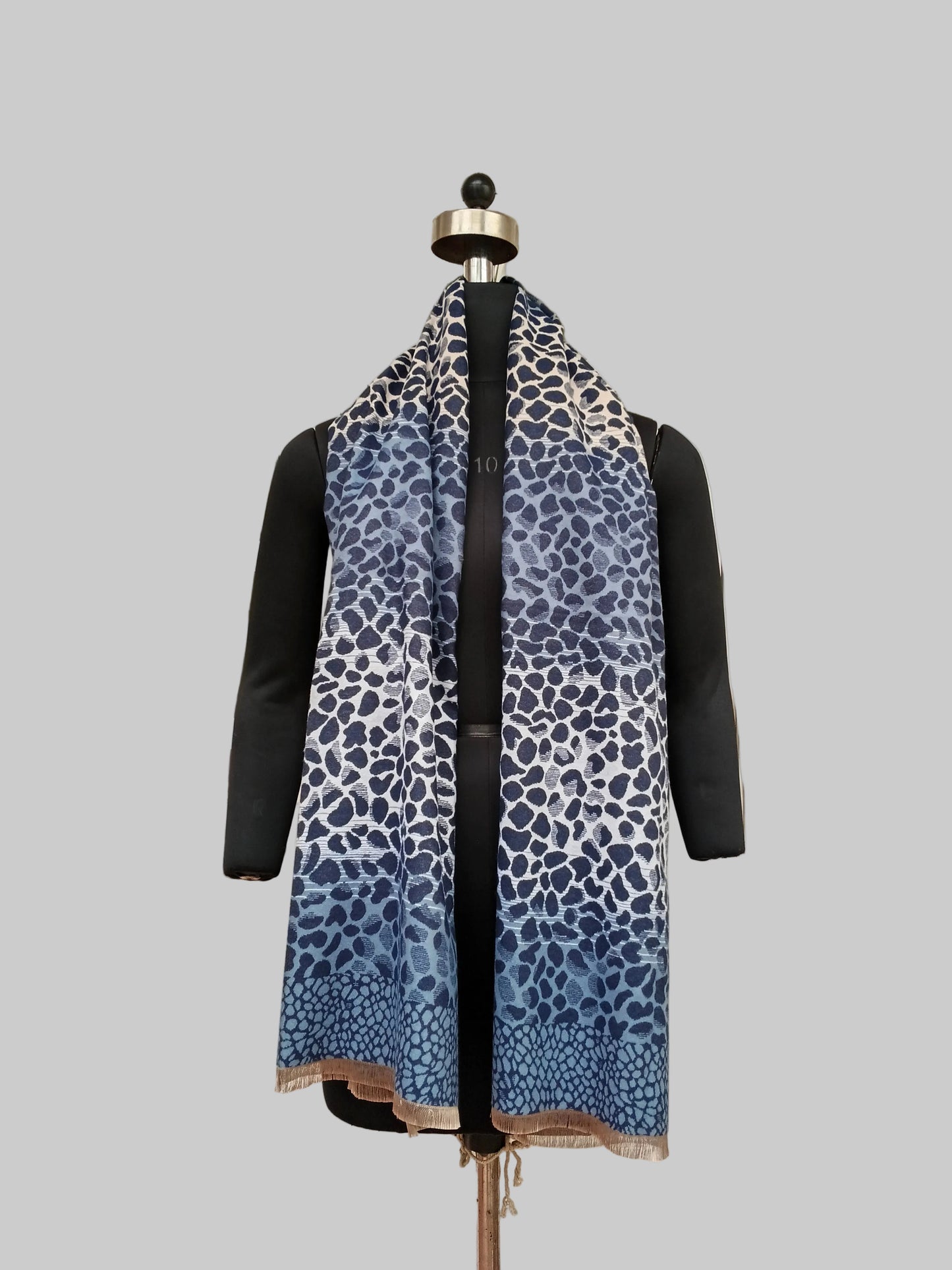 Ladies wool stole