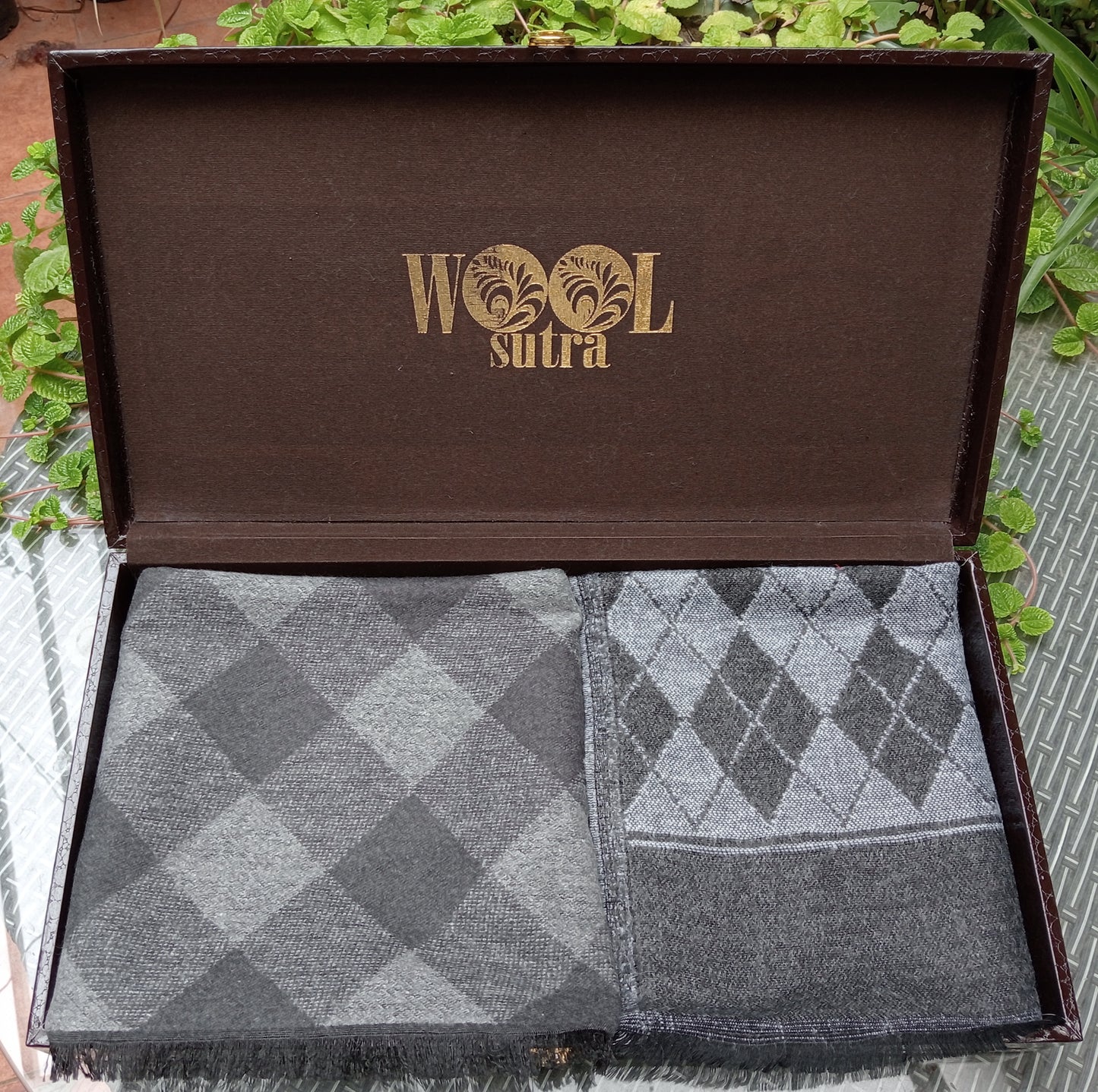 Combo box pure wool + silk wool stoles