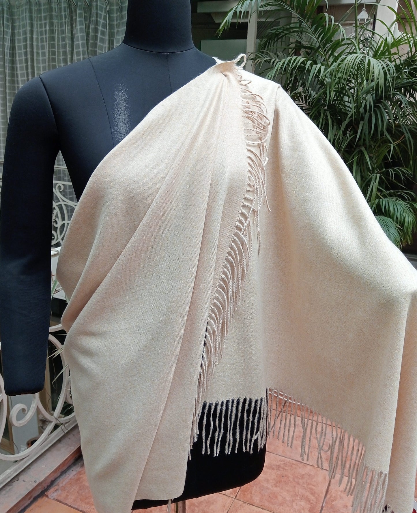 Pure wool stole with tassels