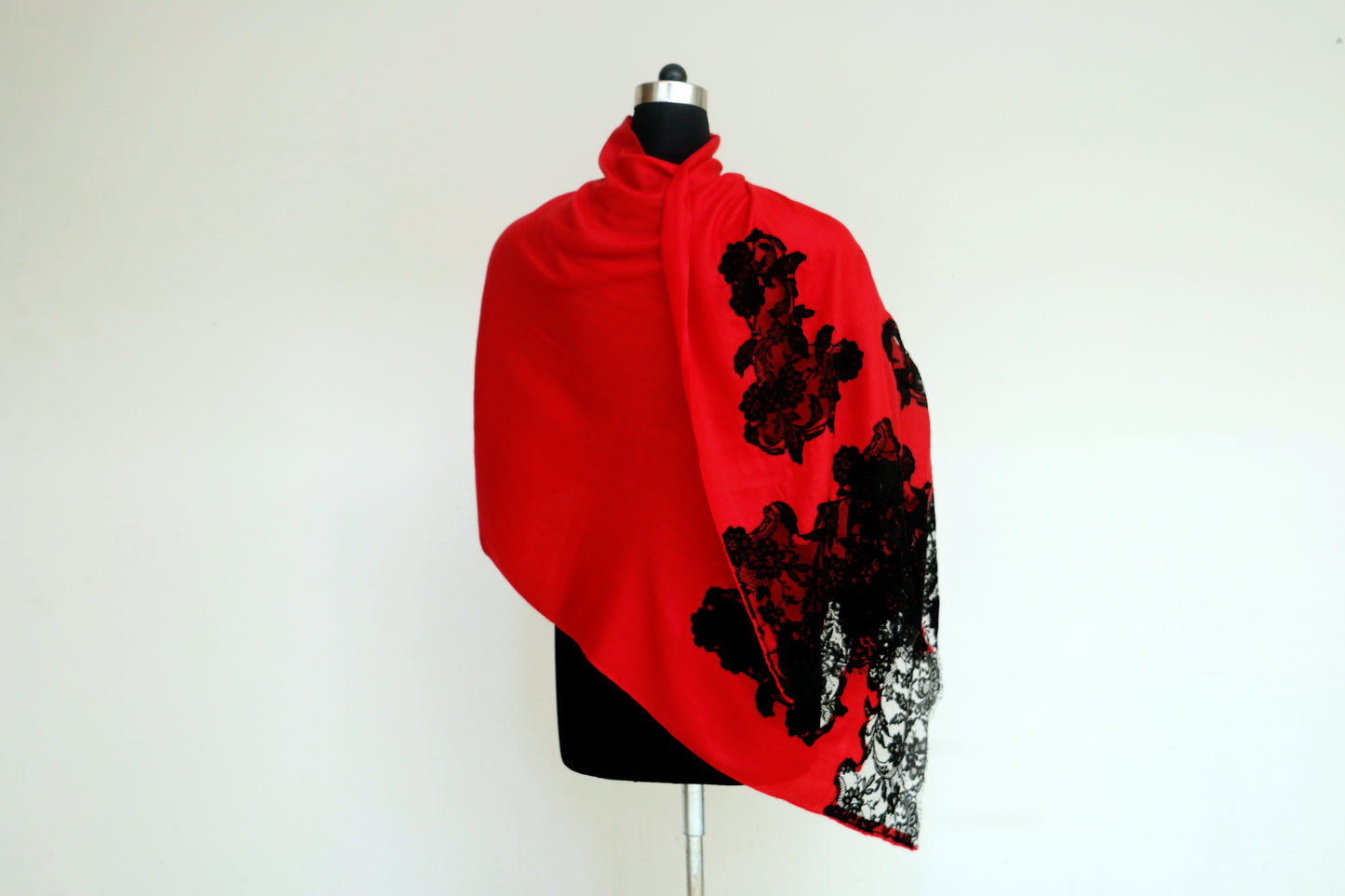 Pure Cashmere French Chantilly Stole - Red with Black Lace